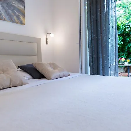 Apartment Perla *
