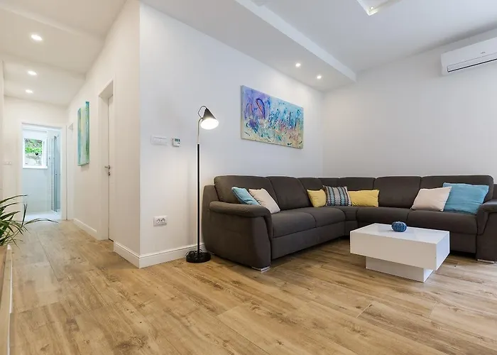 Perla Apartment *